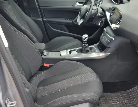 Peugeot 308 cena 37500 przebieg: 54000, rok produkcji 2016 z Bolesławiec małe 232